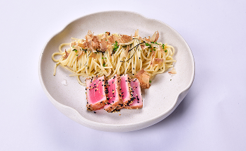 Spagetti & Tuna Tataki