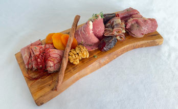 Qr Ethno Di Carne Steakhouse Baslangıclar Kuru Etler